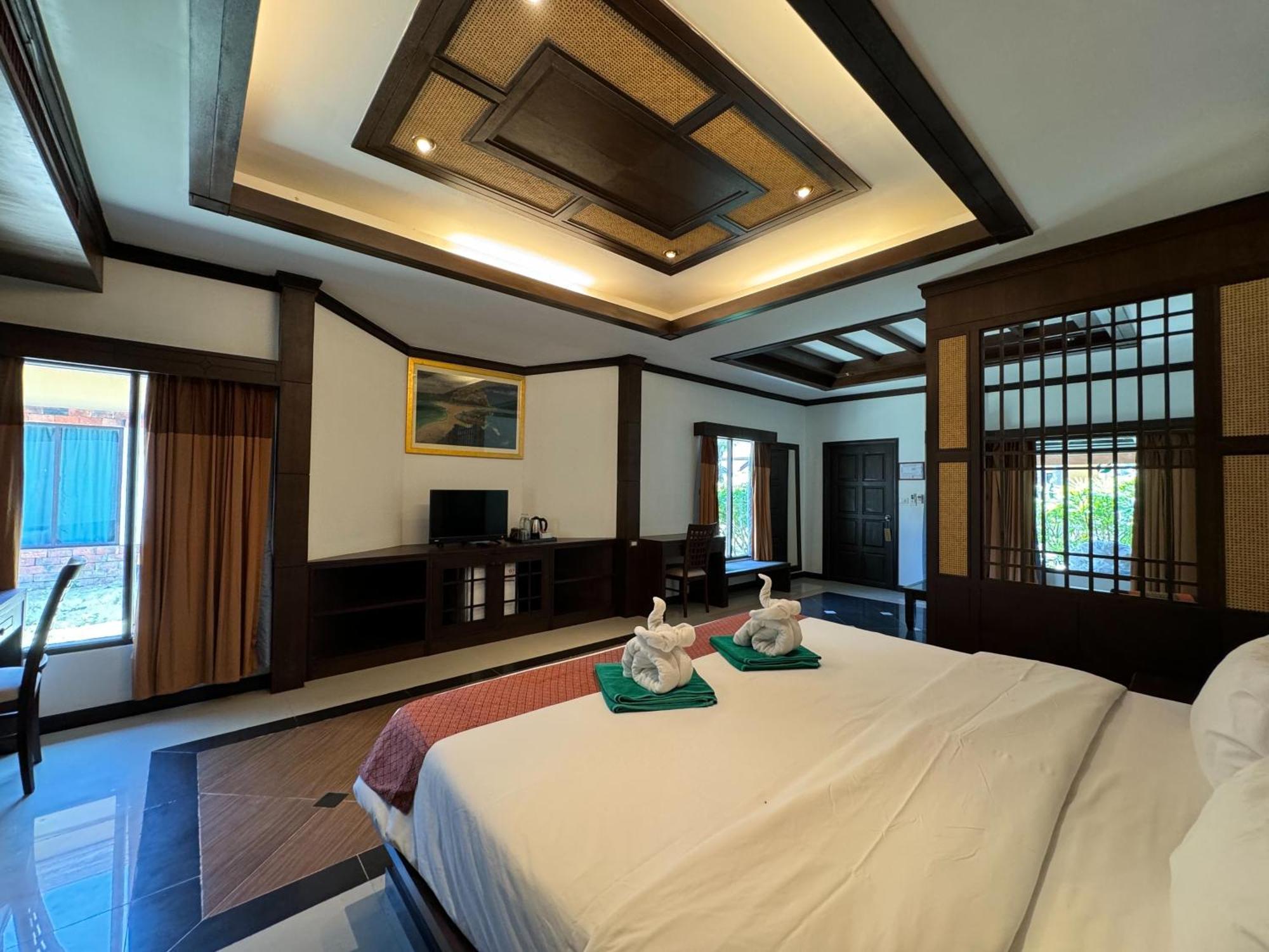Beach Bungalow At Lanta Resort Ko Lanta Dış mekan fotoğraf