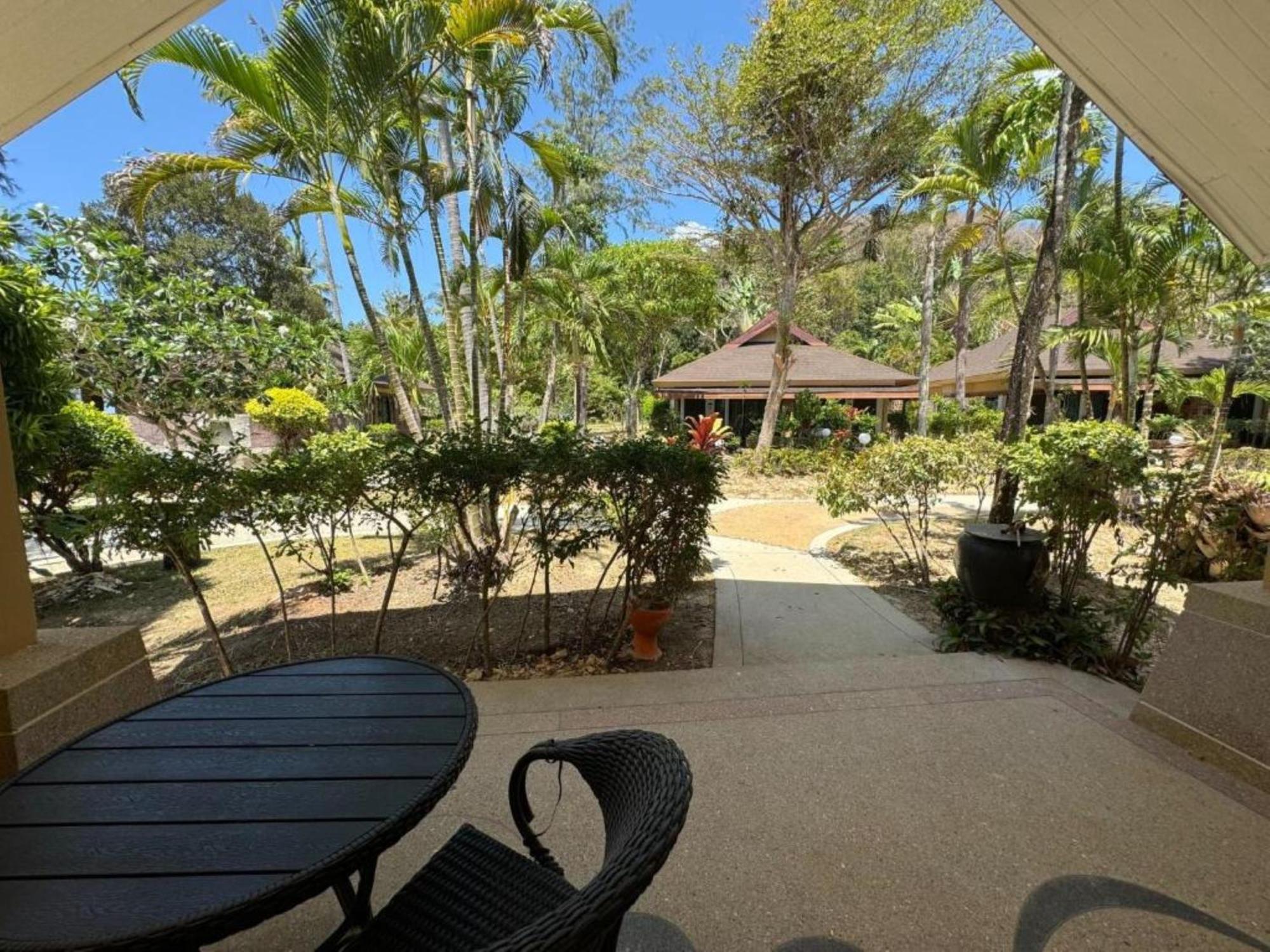 Beach Bungalow At Lanta Resort Ko Lanta Dış mekan fotoğraf
