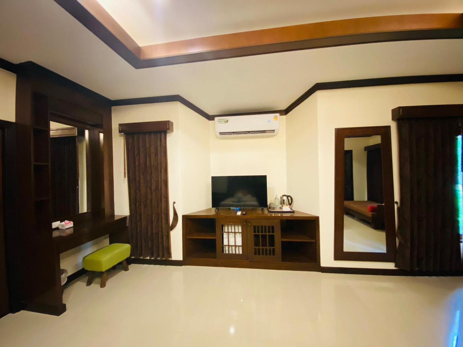 Beach Bungalow At Lanta Resort Ko Lanta Dış mekan fotoğraf
