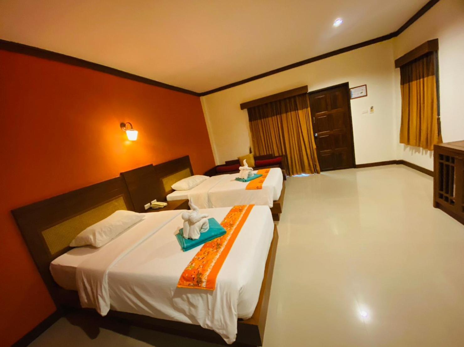 Beach Bungalow At Lanta Resort Ko Lanta Dış mekan fotoğraf